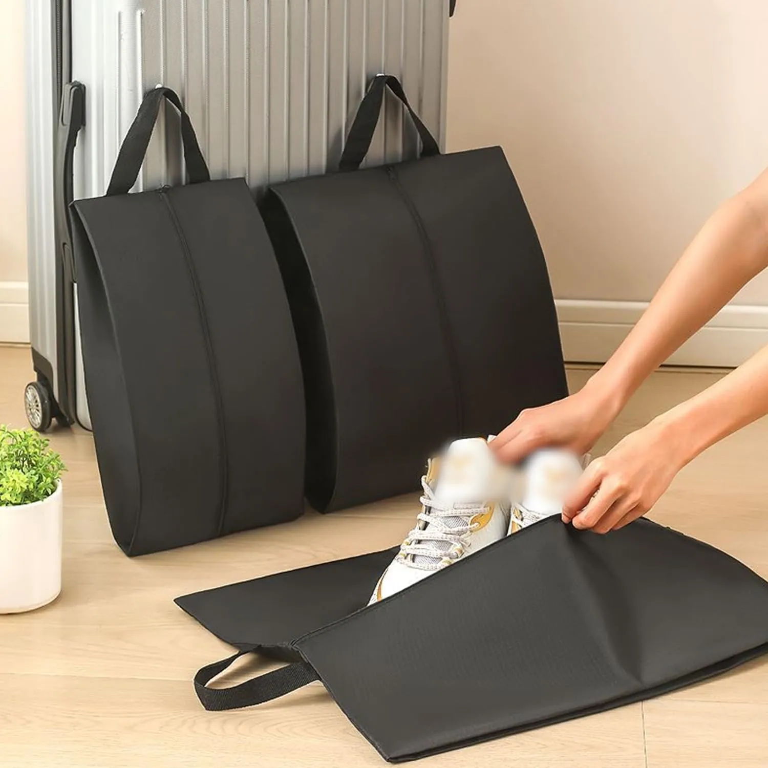 4 Pack Shoe Organizer Set Zippered Shoe Bags with Handles Stylish Portable Nylon Shoe Storage for Travel & Home Ideal Gift for Men & Women (Black, XL)