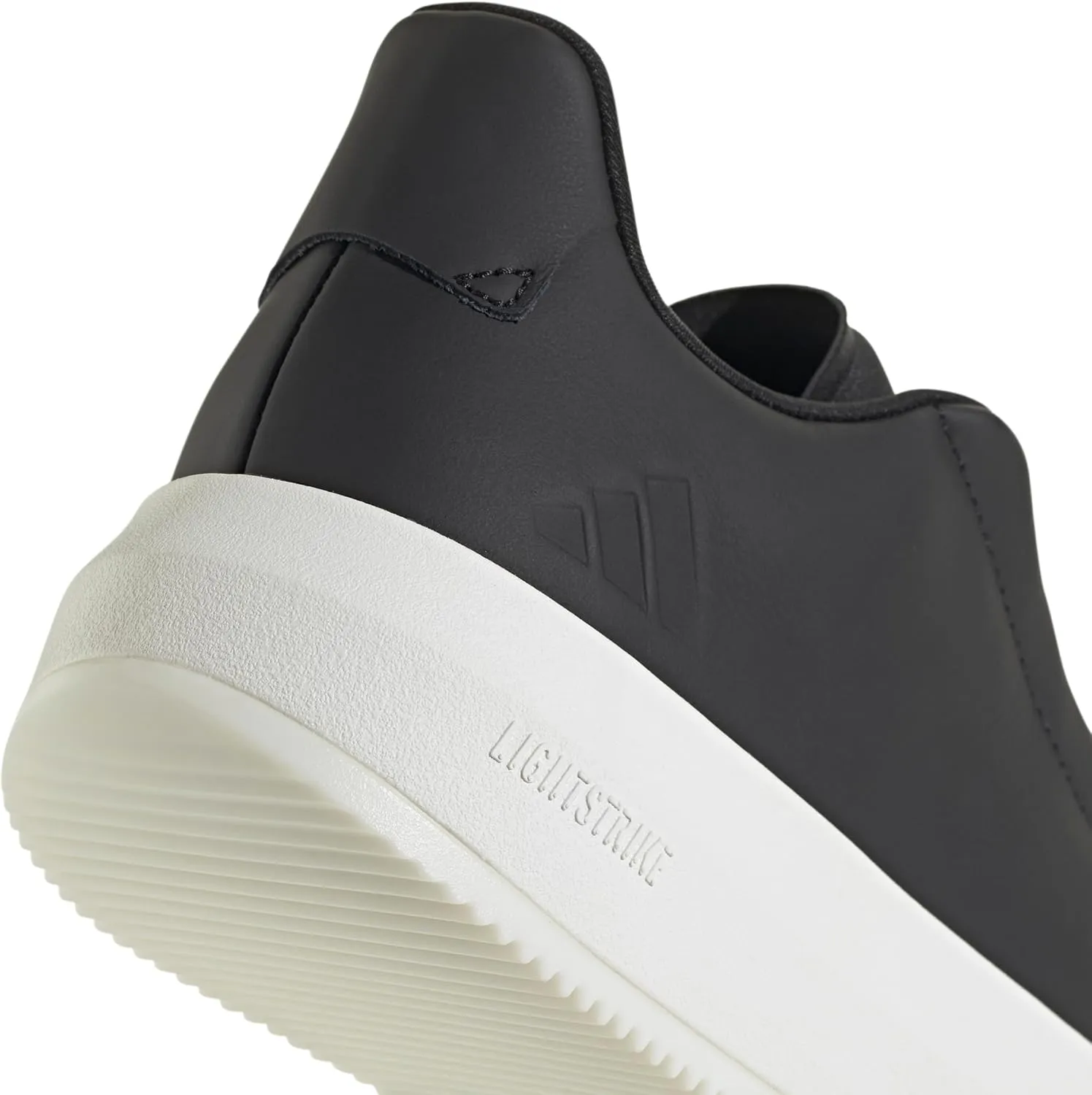 adidas Men's Acesmash Sneaker