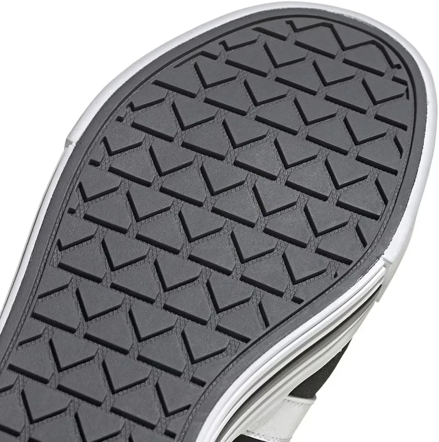 adidas Men's Daily 4.0 Sneaker