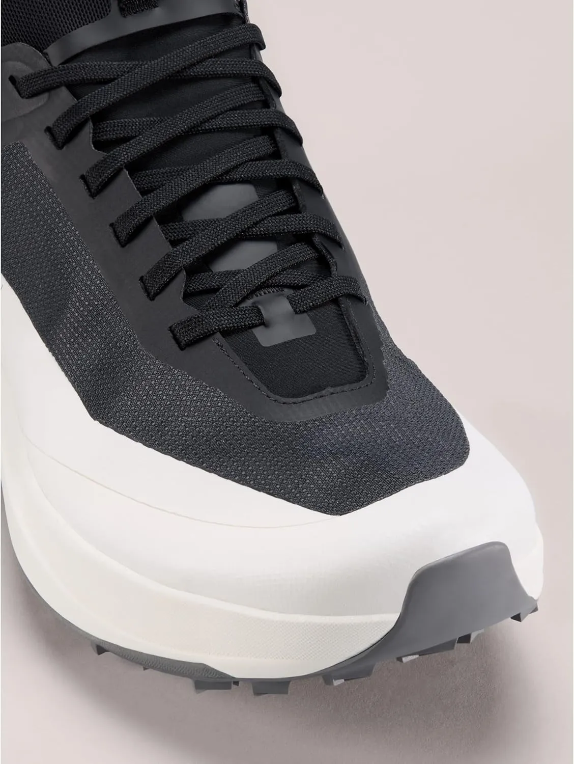 Arc'teryx Sylan GTX Shoe Men's | Gore-Tex Mountain Running Shoe Built for Speed