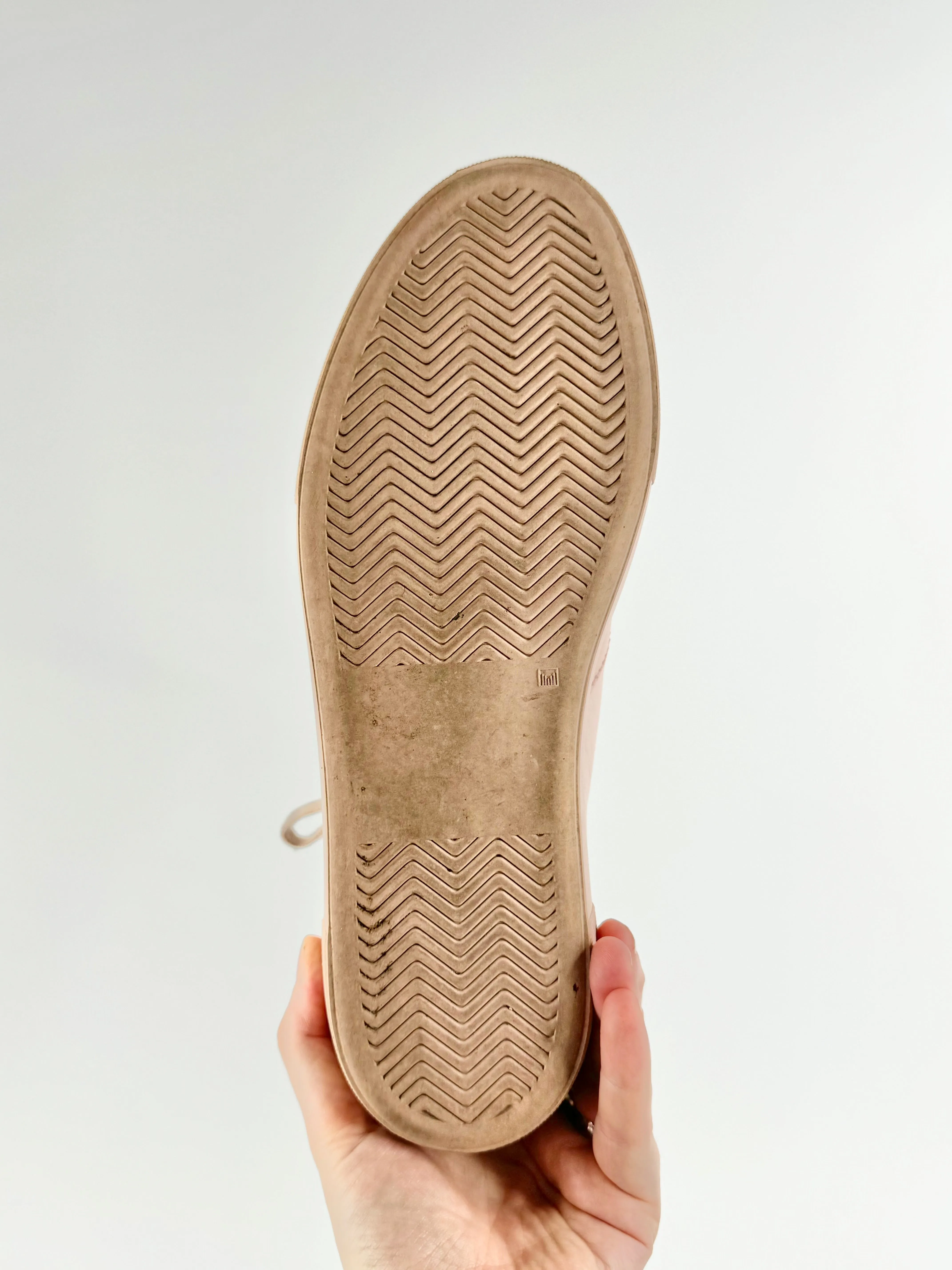 Axel Arigato Shell Pink Leather Sneakers - EU39