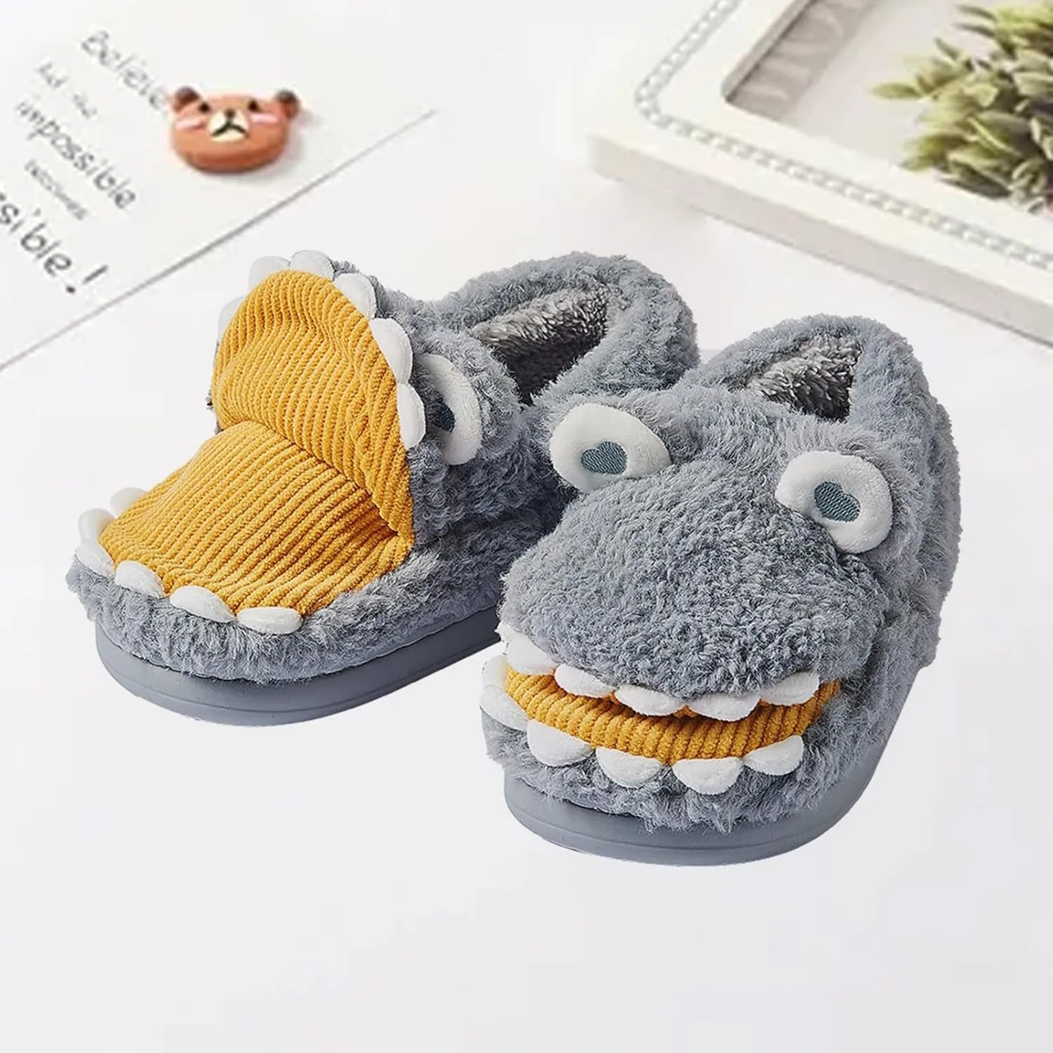 Cat Paw Slippers, 3D Cat Paw Cartoon Slipper for Women Warm Fluffy Furry Winter House Cat Paw Slides for Indoor Outdoor
