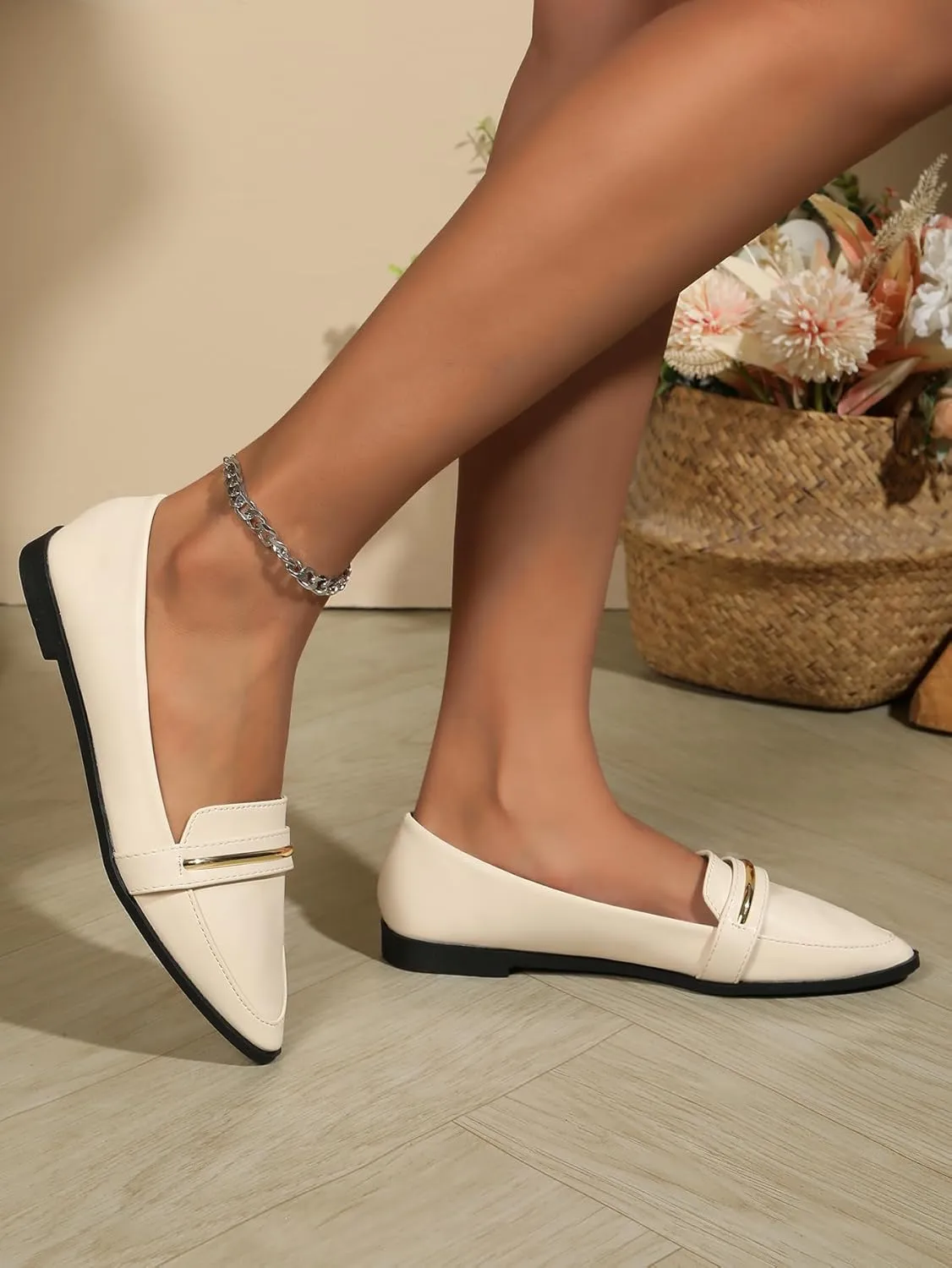 Comfortable Leather Suede Slip On Loafer Flats for Women Casual Work Flat Shoes Women's Pointed Toe Penny Loafers Office Driving Ballet Flats