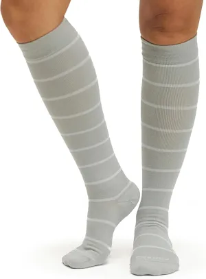 Comrad Nylon Knee High Socks - 15-20mmHg Graduated Compression Socks - Soft & Breathable Support Unisex Socks