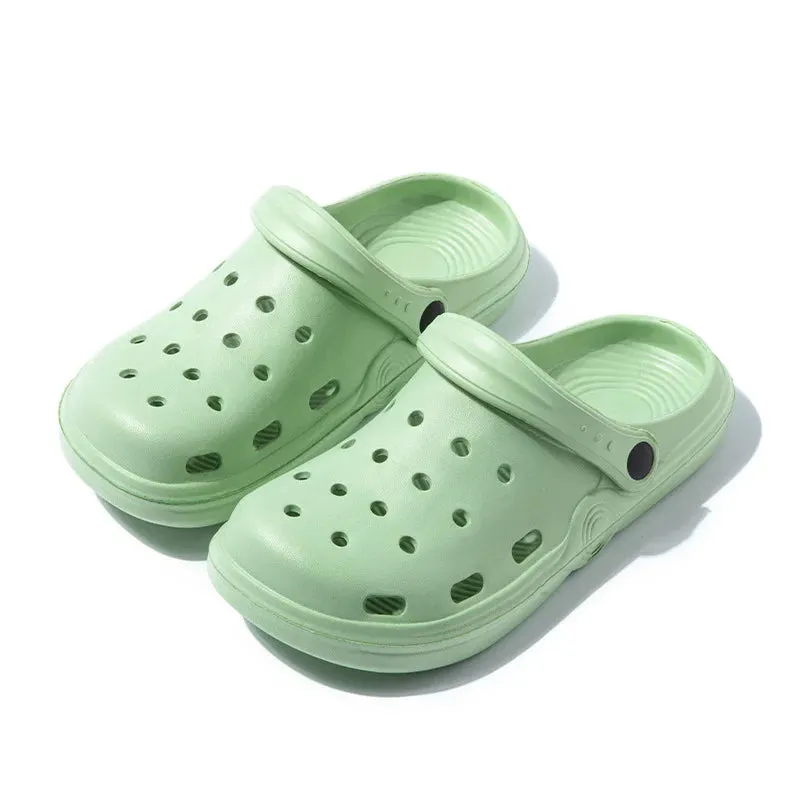 Crocs Lightweight Water Resistant Sandal