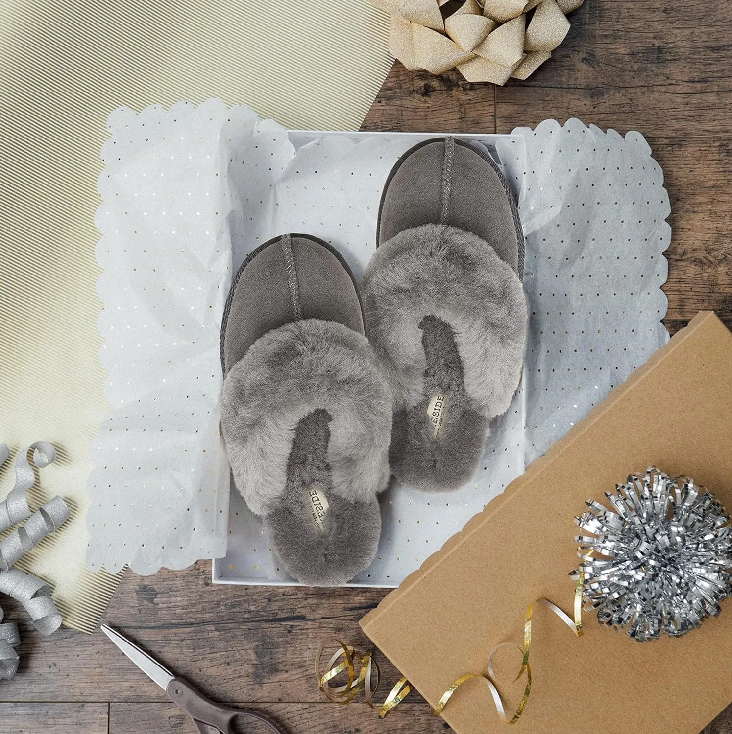 Dearfoams Women's Fireside Sydney Shearling Fur Indoor/Outdoor Scuff Slipper with Wide Widths