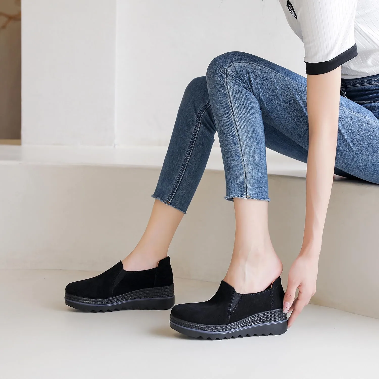 EnllerviiD Women's Platform Loafers Slip-On Comfortable Suede Moccasins Wedge Penny Loafers Thick Soft Platform Lightweight Casual Business Work Shoes