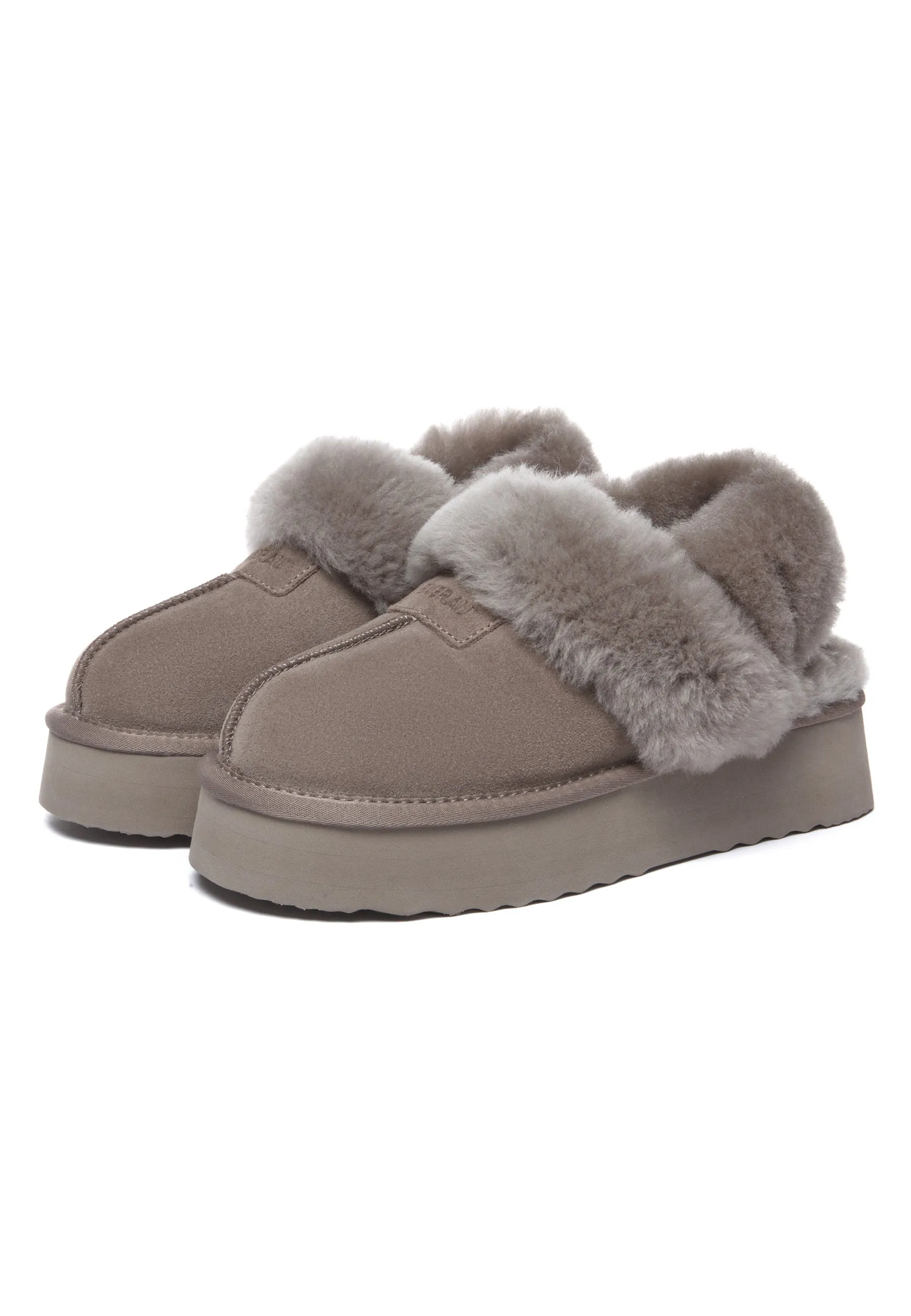 Fantail Leather Slippers With Two Removable Straps
