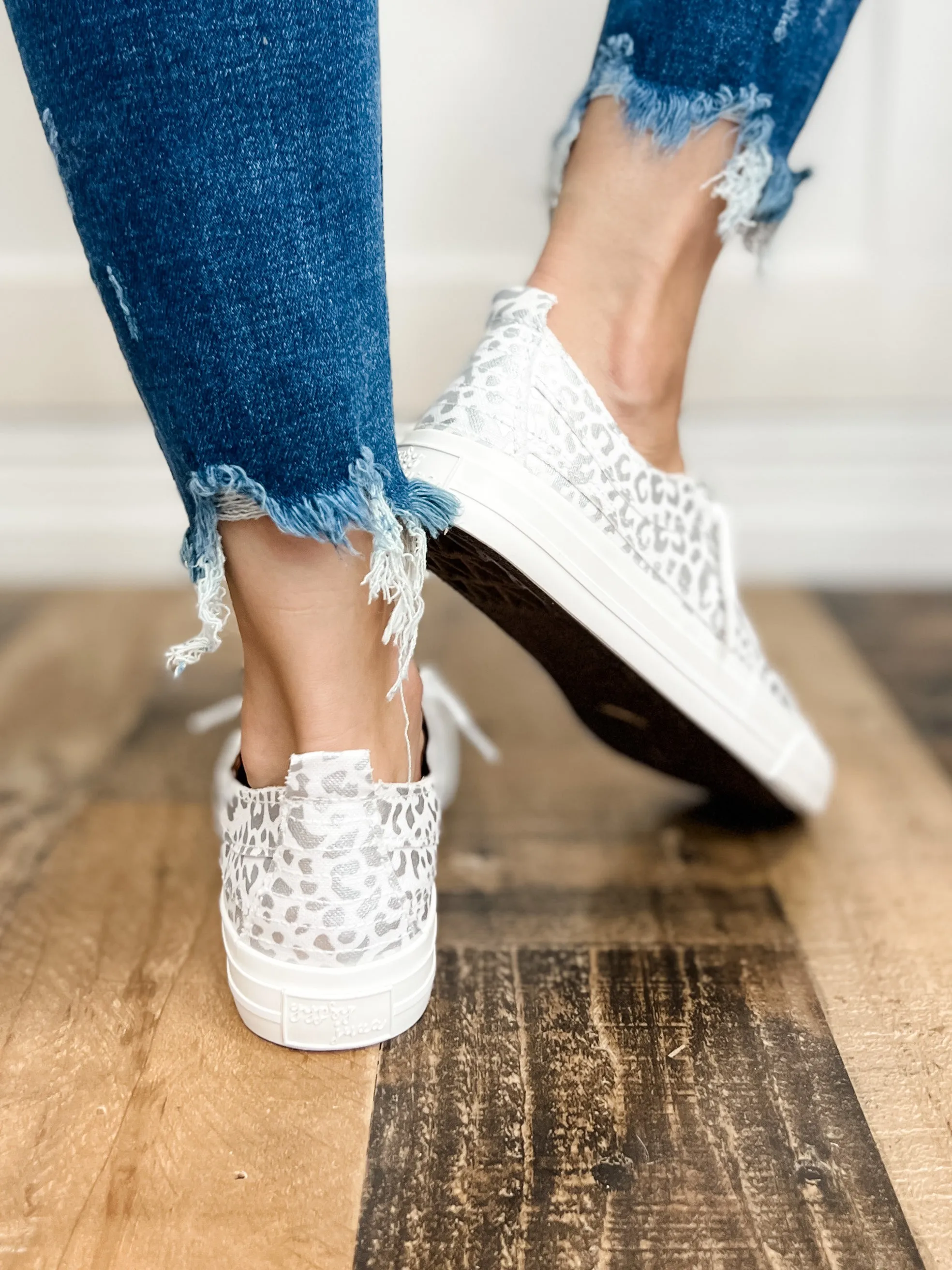 Gypsy Jazz Kyrie Leopard Sneaker