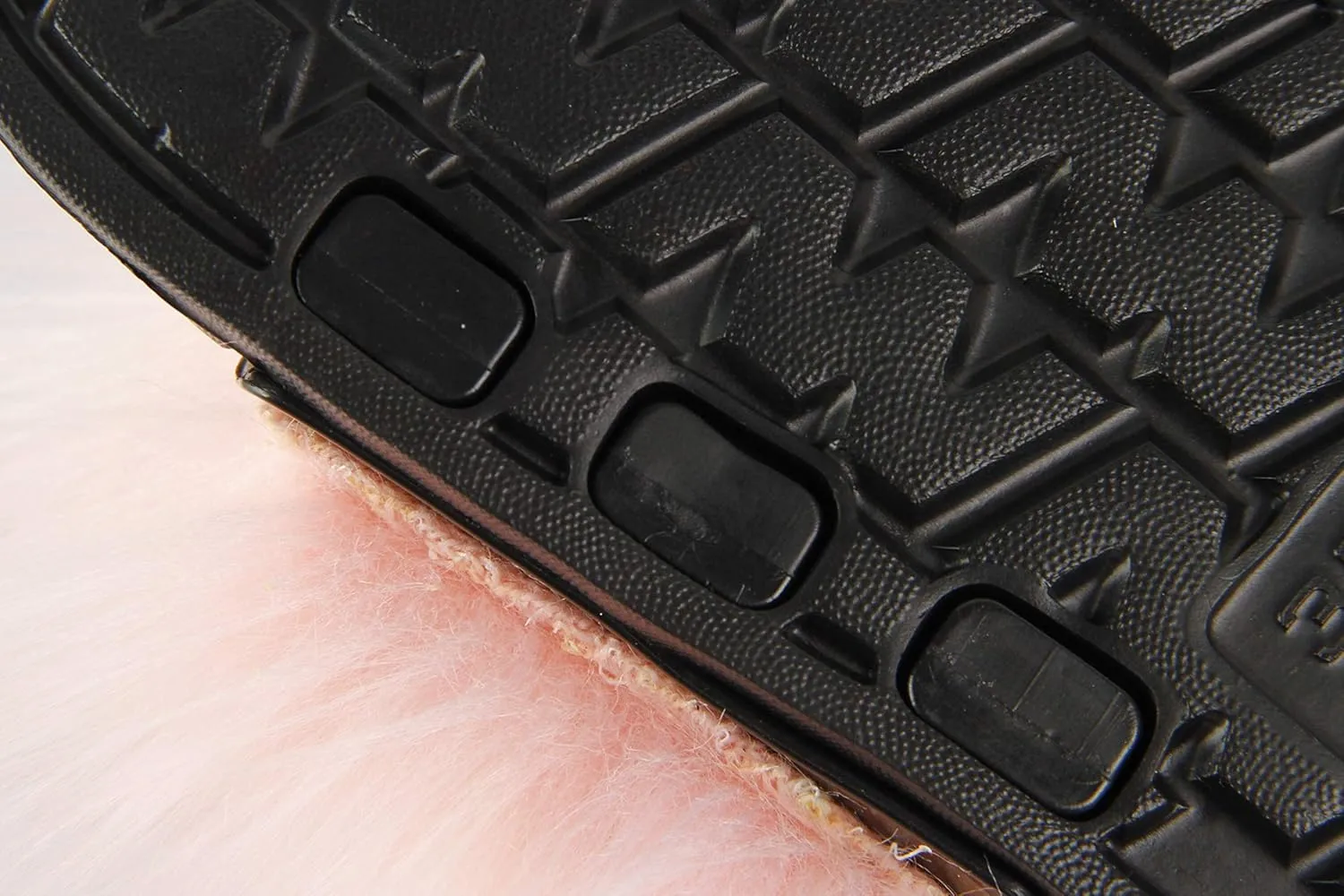 Hangrui Women's Faux Fur Slides, Open Toe Cute Slippers, Comfortable Sandals with Fluffy Fur