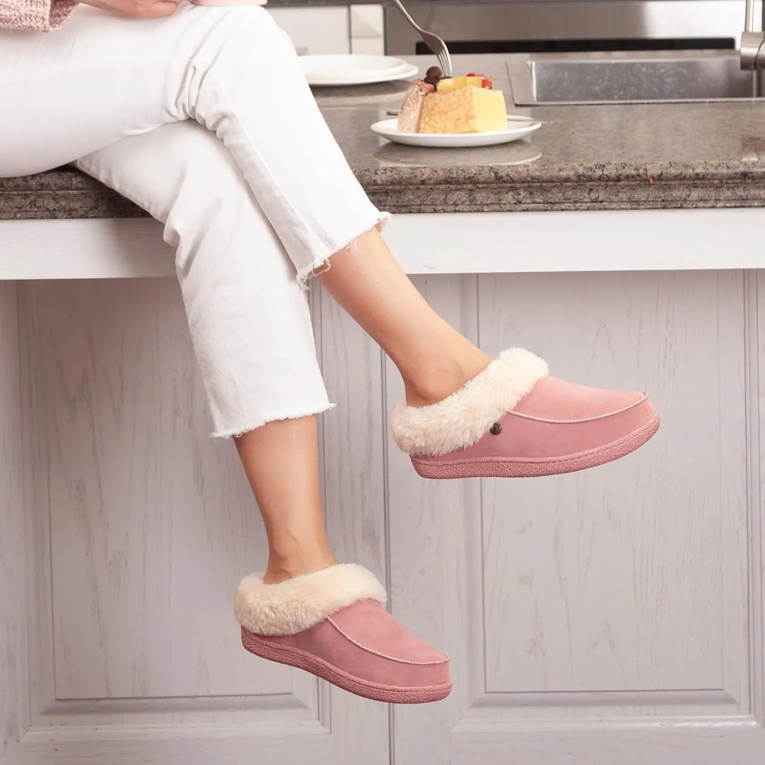HomeTop Women's Comfy Moccasin Style Memory Foam Slip on Slippers Soft Micro Suede Clog House Shoes with Luxury Fuzzy Fur Collar