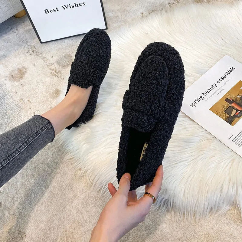 Ilona™ Velvet Slipper