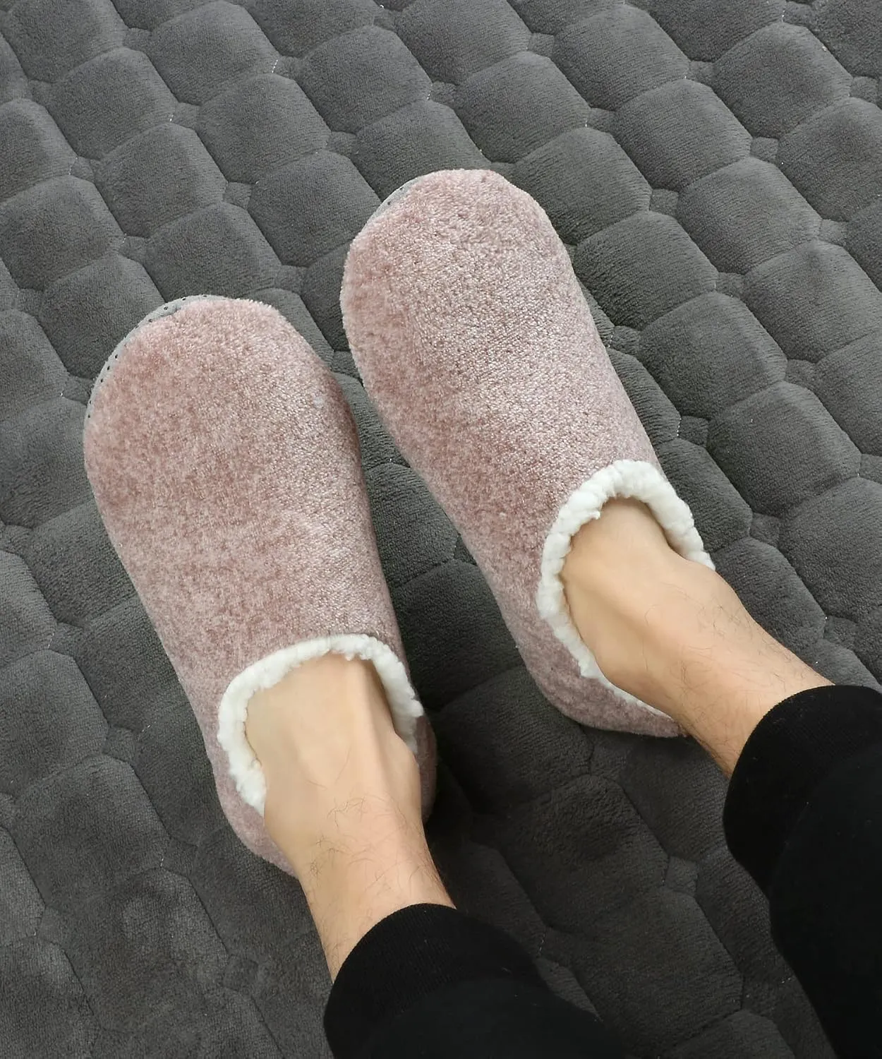 Keyela Mens Slipper Socks With Non Skid Bottoms, Warm Slipper Socks With Grippers For Men, Fuzzy House Slippers