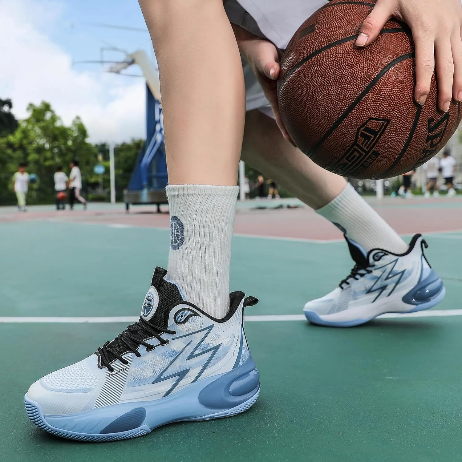 Mens Basketball Shoes Fashion Breathable Sneakers Athletic Lightweight Non Slip Volleyball Outdoor Shoe