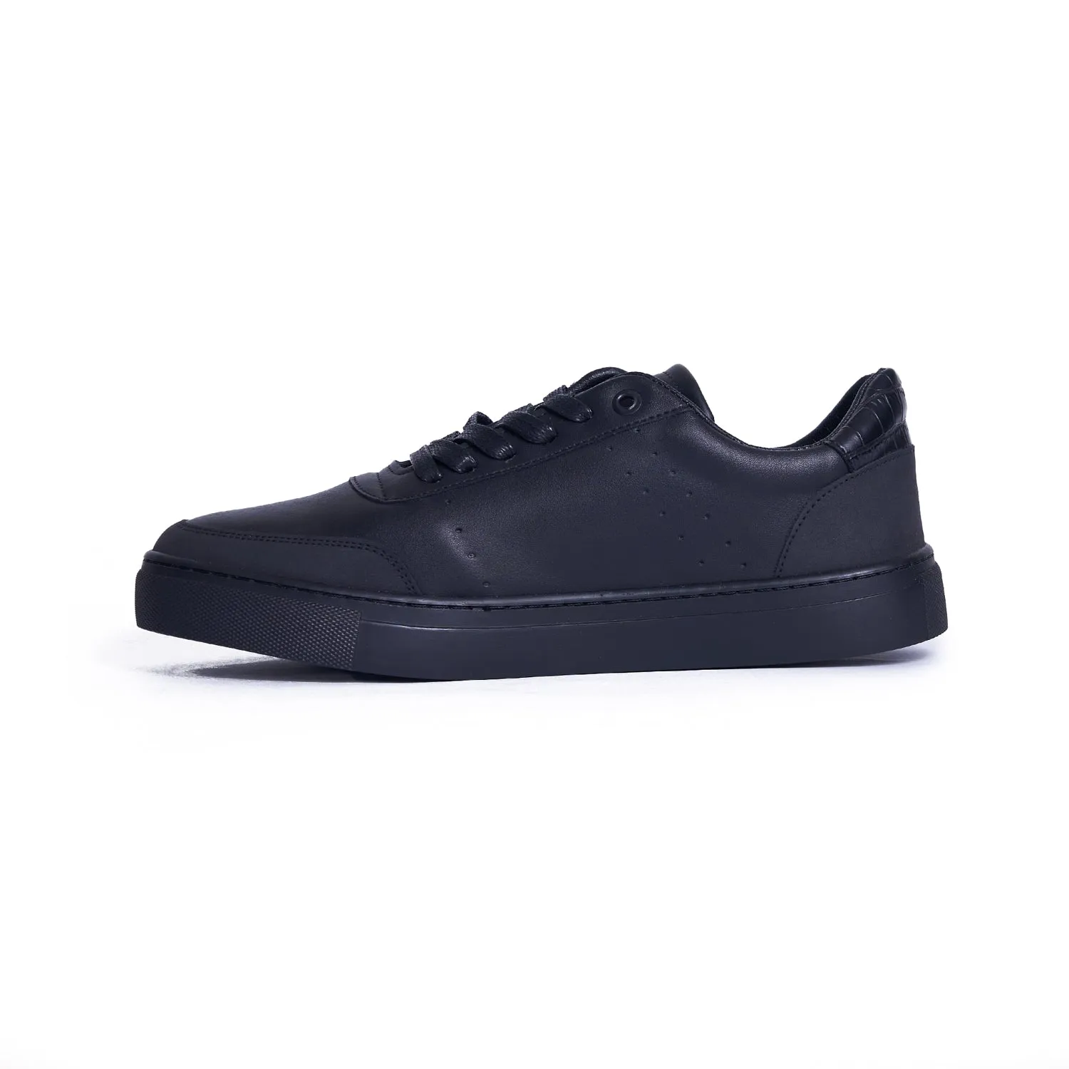 Men's Slip-ins Men's Sleek and Stylish Sneaker - Black Color Model V762L