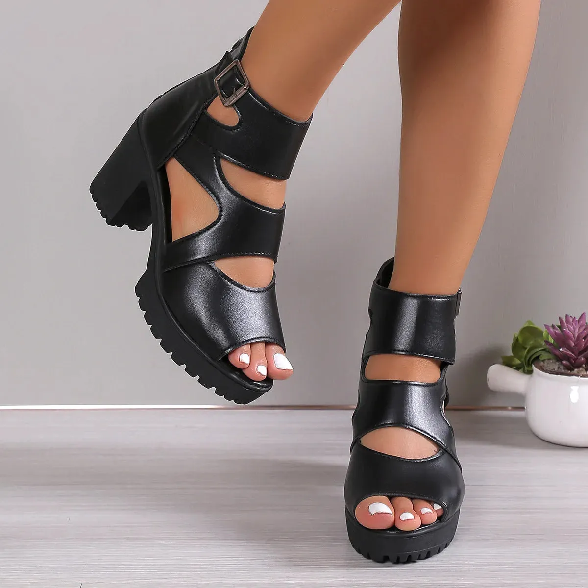 MuseStrap Shoe