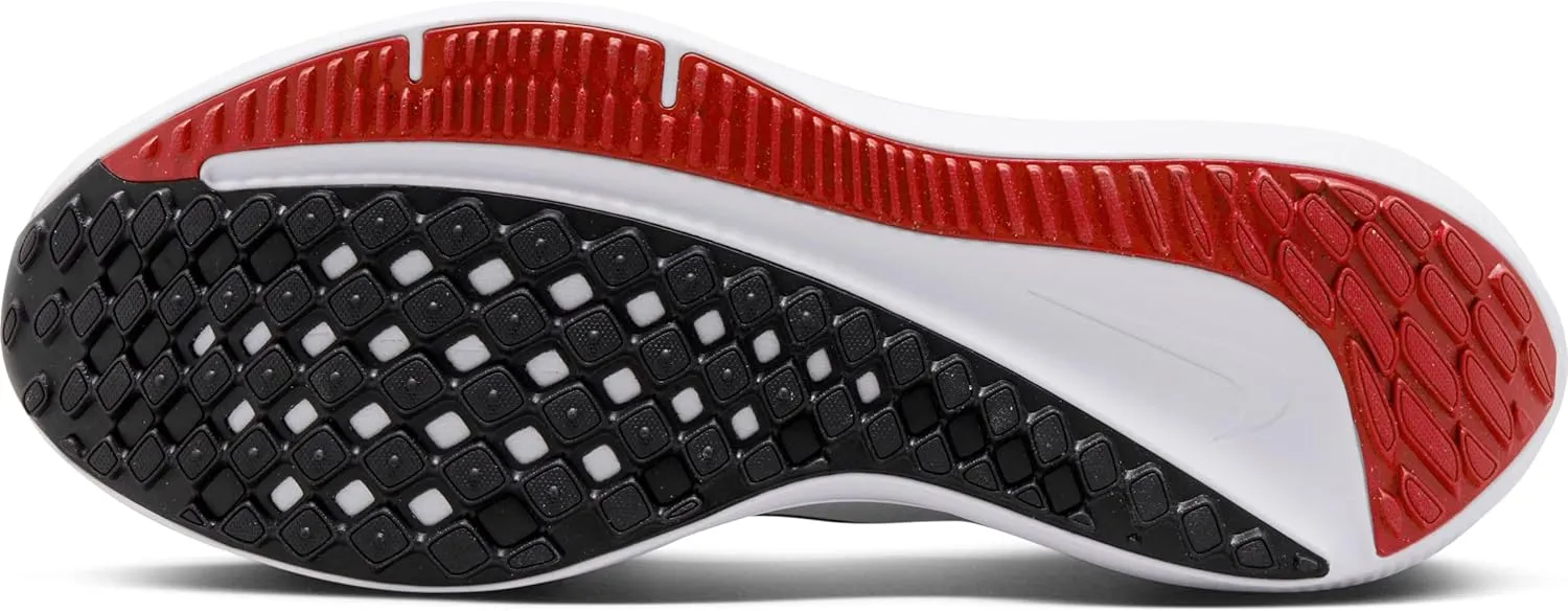 NIKE Men's Sneaker