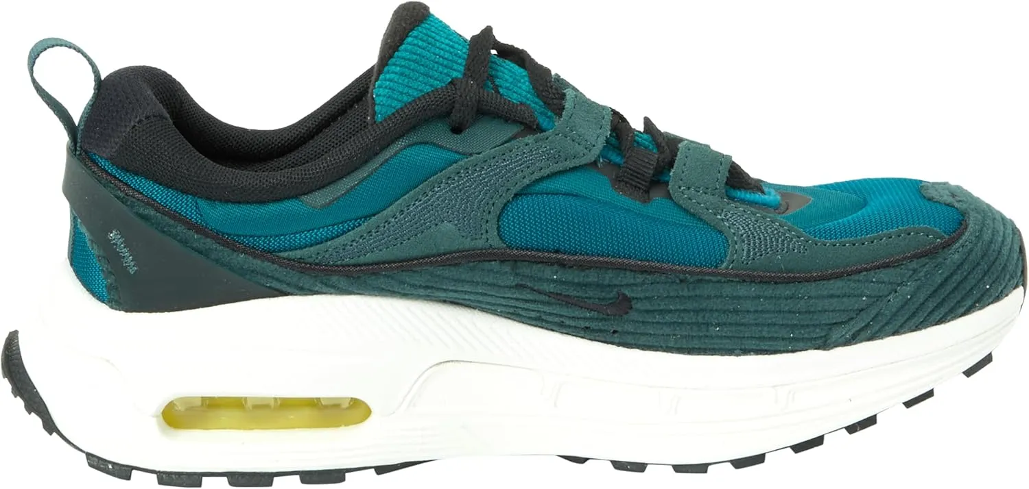 NIKE Women's Sneaker