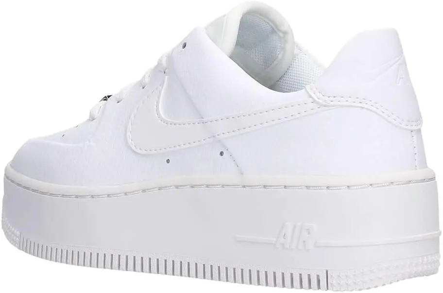 NIKE Women's Sneaker