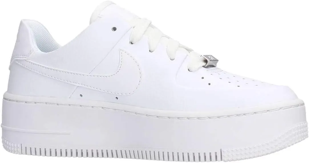 NIKE Women's Sneaker