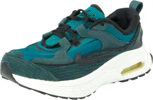 NIKE Women's Sneaker