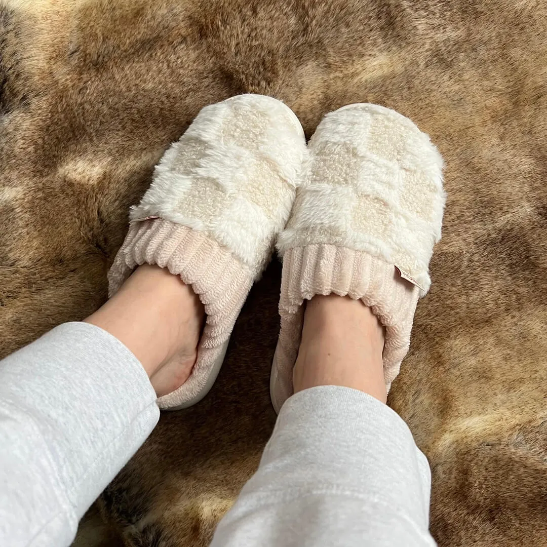 Nyla Checkered Fluffy Slippers
