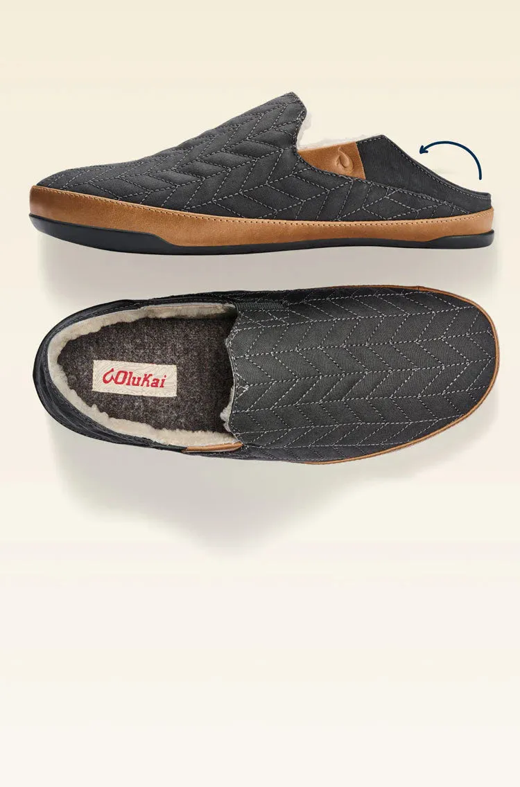 OluKai Men's Hanohano Waxed Canvas Slippers