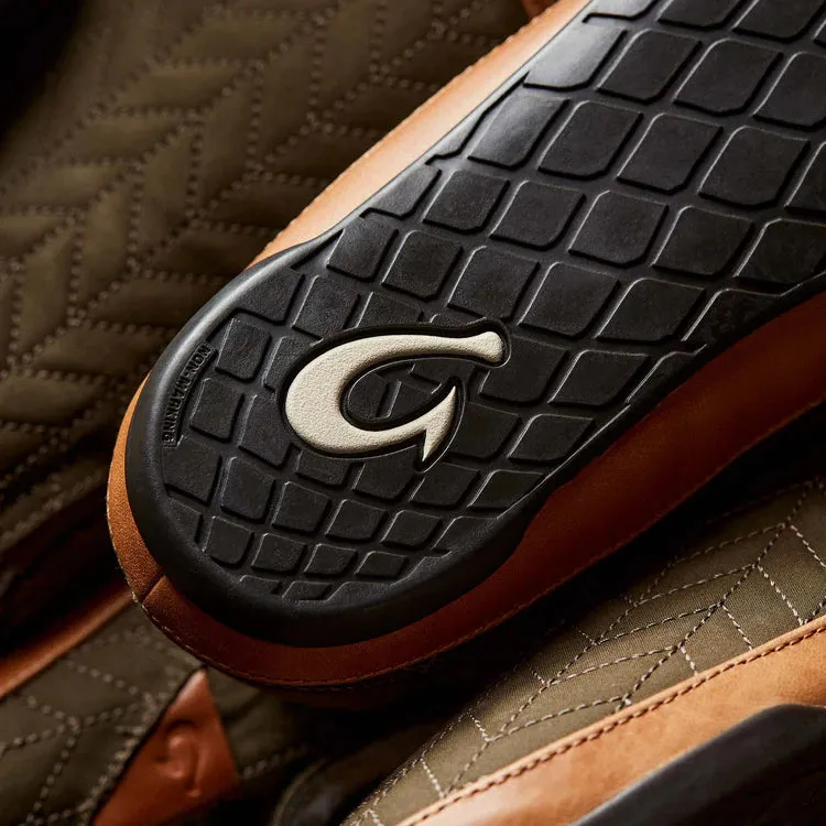 OluKai Men's Hanohano Waxed Canvas Slippers