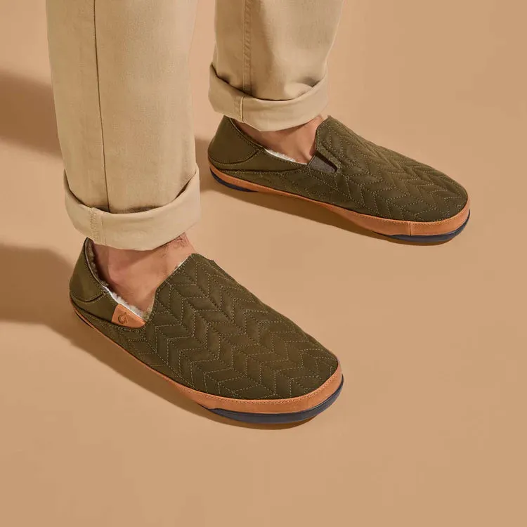 OluKai Men's Hanohano Waxed Canvas Slippers
