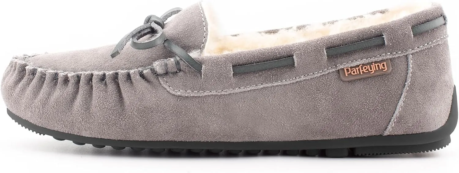 Parfeying Women's Sheepskin Moccasins Cow Suede Memory Foam Slippers Indoor Outdoor Shearling Winter Shoes