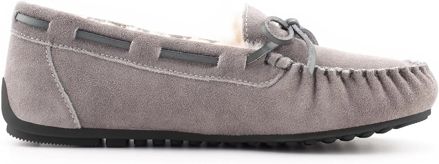 Parfeying Women's Sheepskin Moccasins Cow Suede Memory Foam Slippers Indoor Outdoor Shearling Winter Shoes
