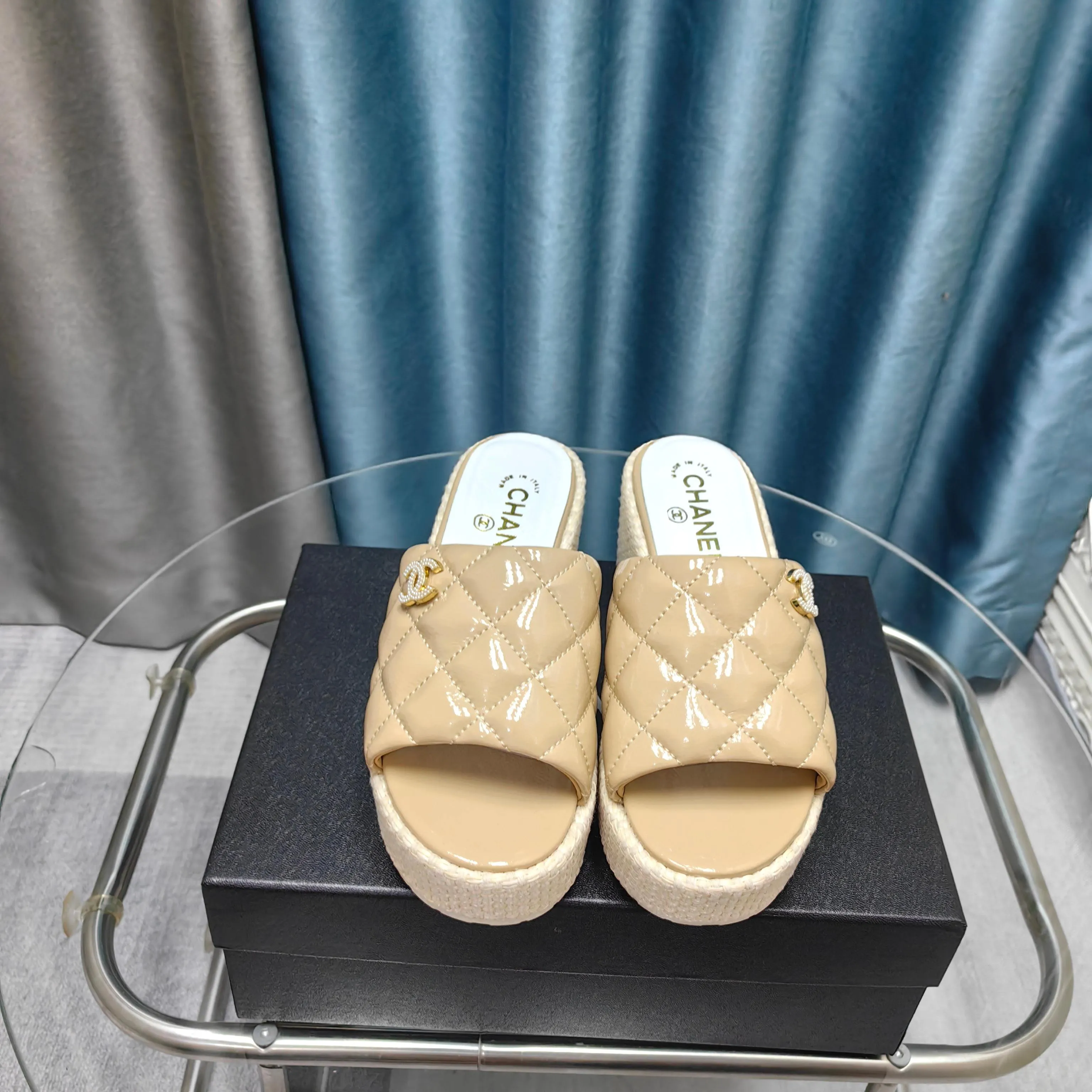 Platform 25 Flexible Patent Calfskin 10cm CHANEL Sandal Remote-controlled