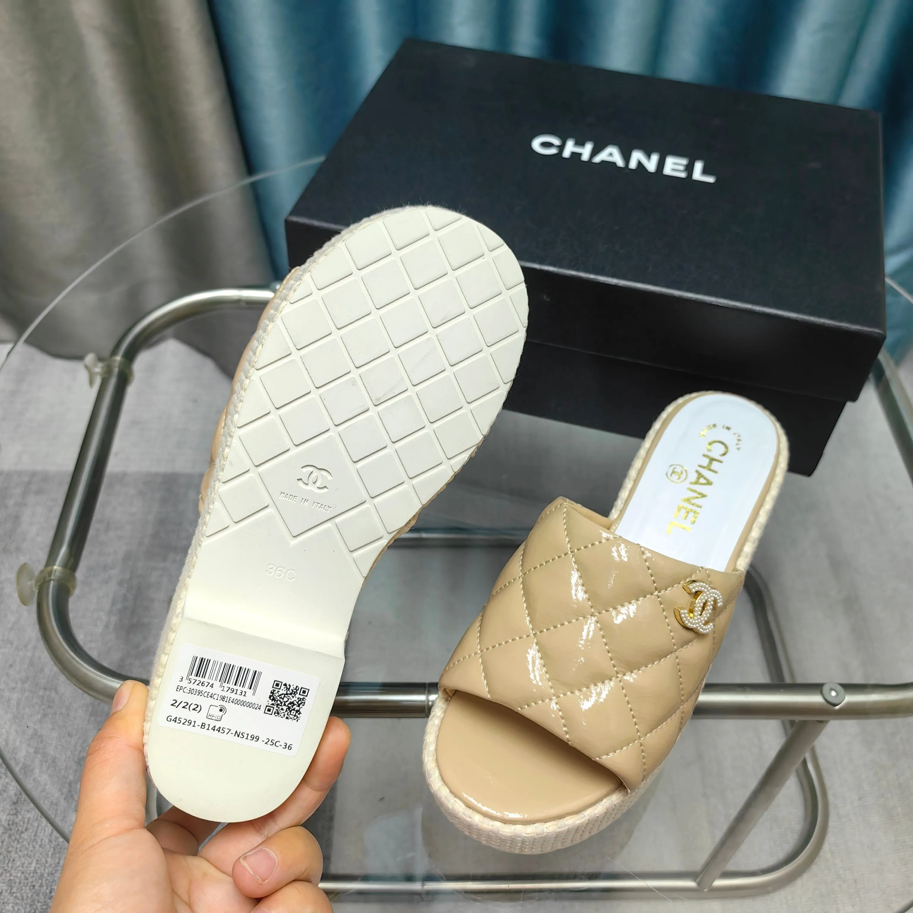 Platform 25 Flexible Patent Calfskin 10cm CHANEL Sandal Remote-controlled