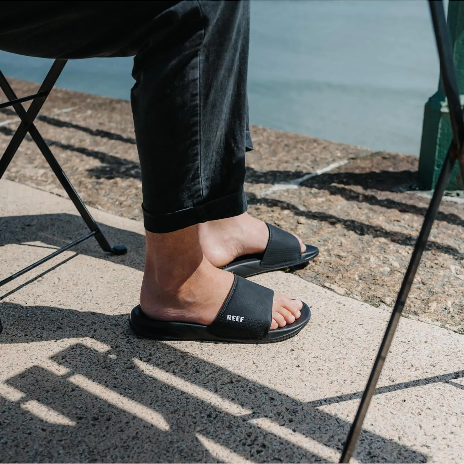 REEF One Slide Men's Sandal, Lightweight & Water Friendly