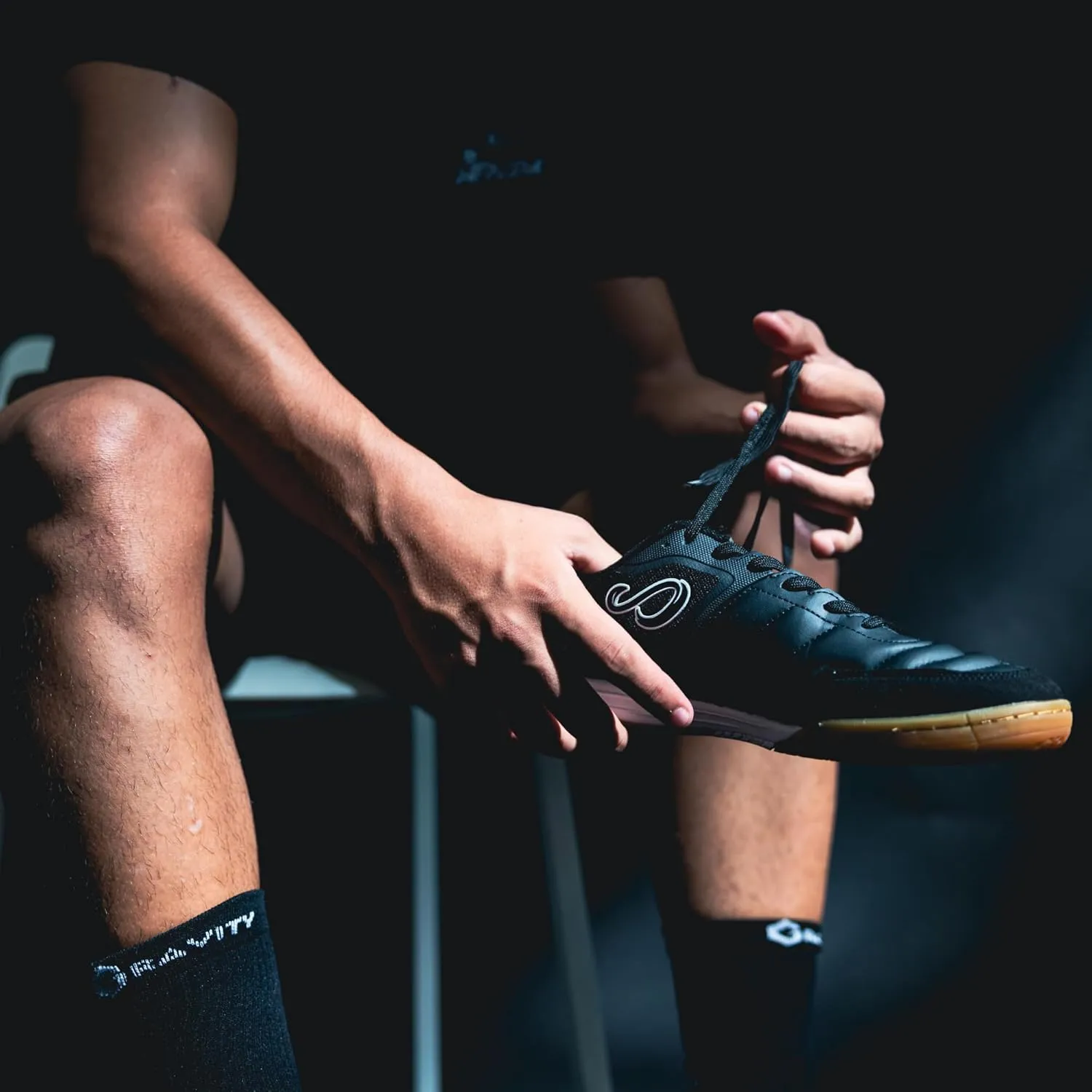 SENDA Ushuaia Club 2.0 Indoor Soccer, Court, and Futsal Shoes, Unisex, Adult and Youth Sizes