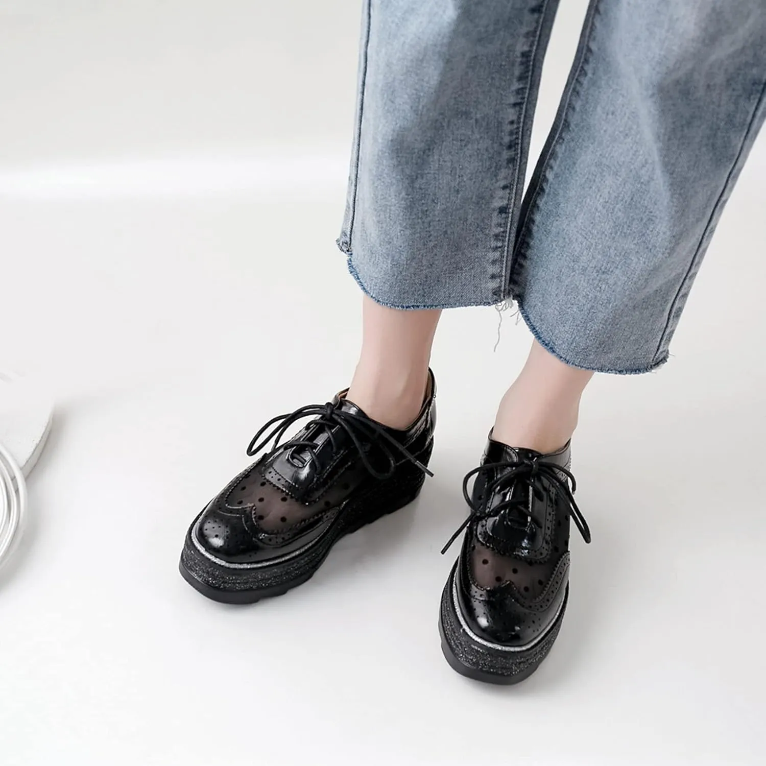 SHEMEE Women's Platform Patent Leather Lace Up Oxfords Pumps Vintage Wingtip Mid Heels Round Toe Brogues Flat Dress Shoes