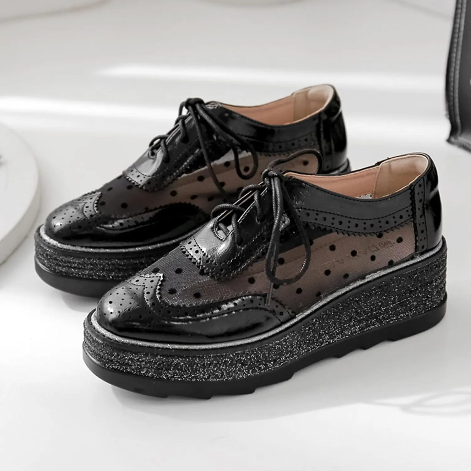 SHEMEE Women's Platform Patent Leather Lace Up Oxfords Pumps Vintage Wingtip Mid Heels Round Toe Brogues Flat Dress Shoes