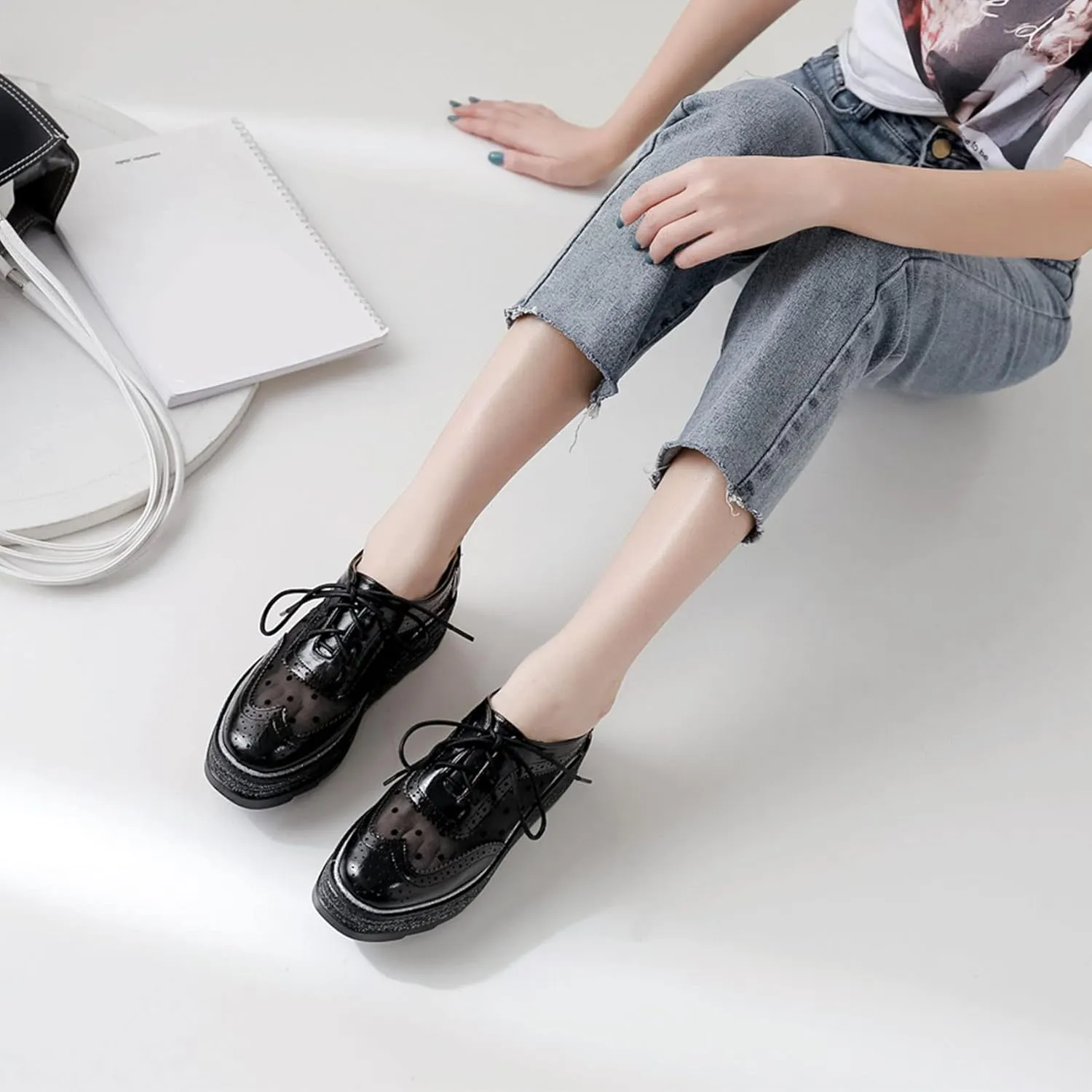 SHEMEE Women's Platform Patent Leather Lace Up Oxfords Pumps Vintage Wingtip Mid Heels Round Toe Brogues Flat Dress Shoes
