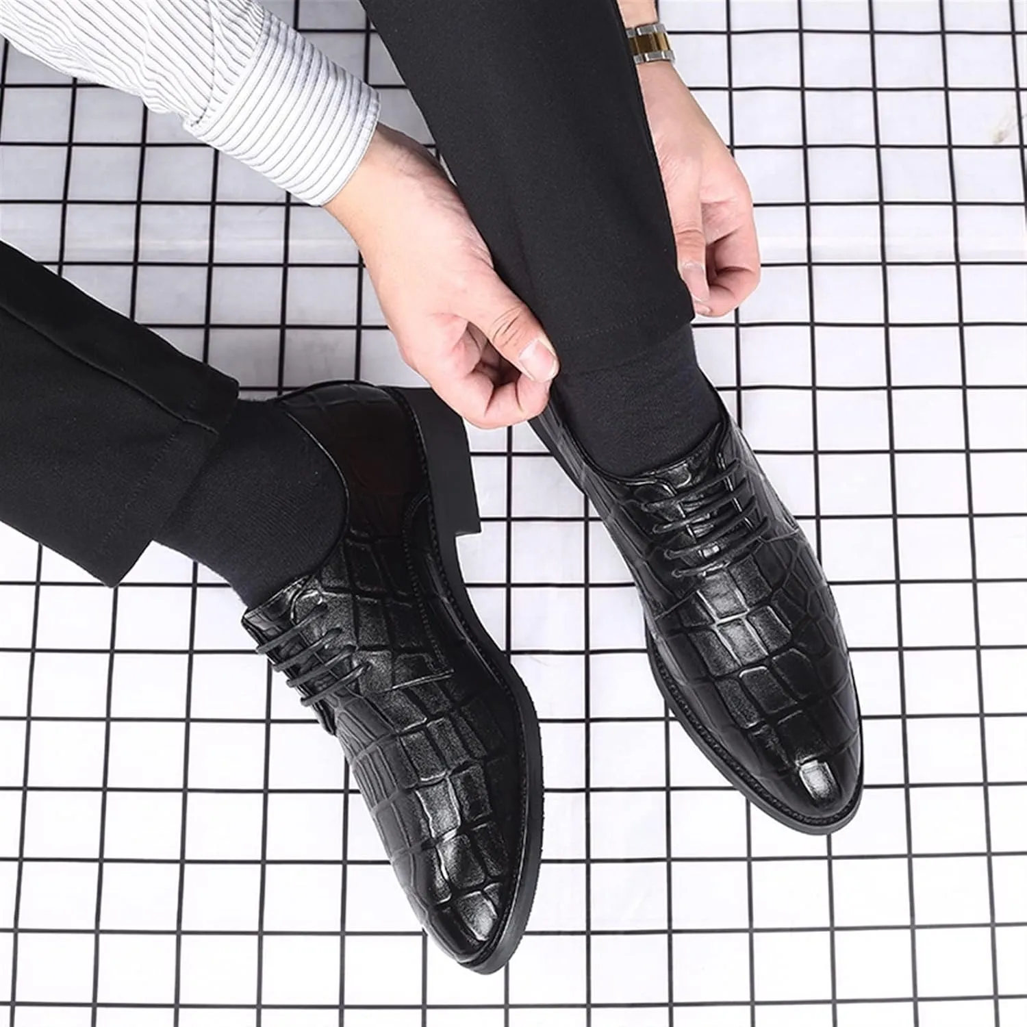 Single Season Dress Shoes for Men Lace Up Round Toe Derby Shoes Vegan Leather Block Heel Low Top Anti-Slip Party Very Popular Among Young People