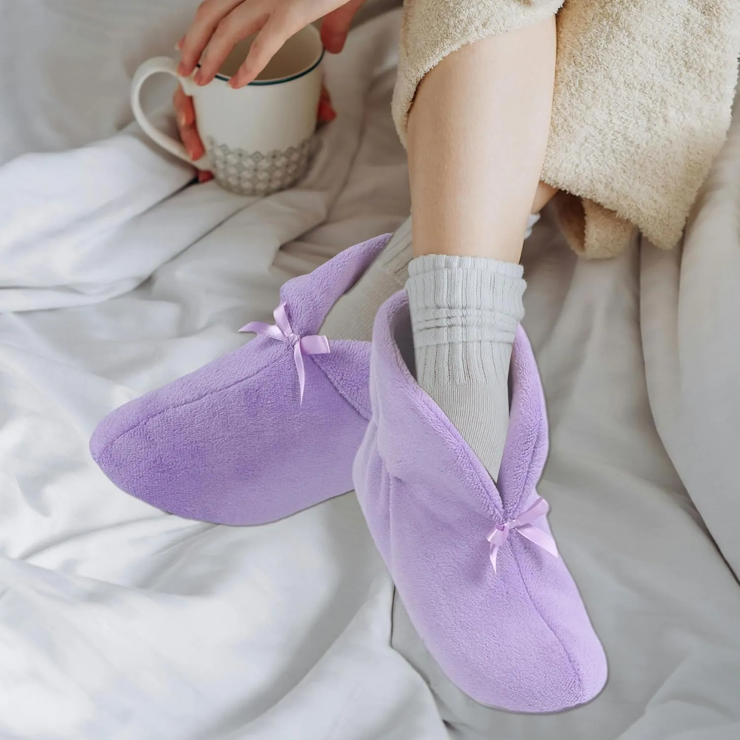 Slipper Boots for Women Non-Slip Warm Plush Lining House Shoes Coral Velvet Indoor Winter Bootie Slippers
