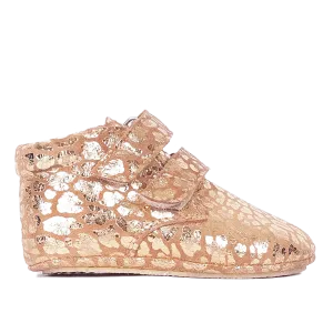 Soft and flexible leather prewalker shoe