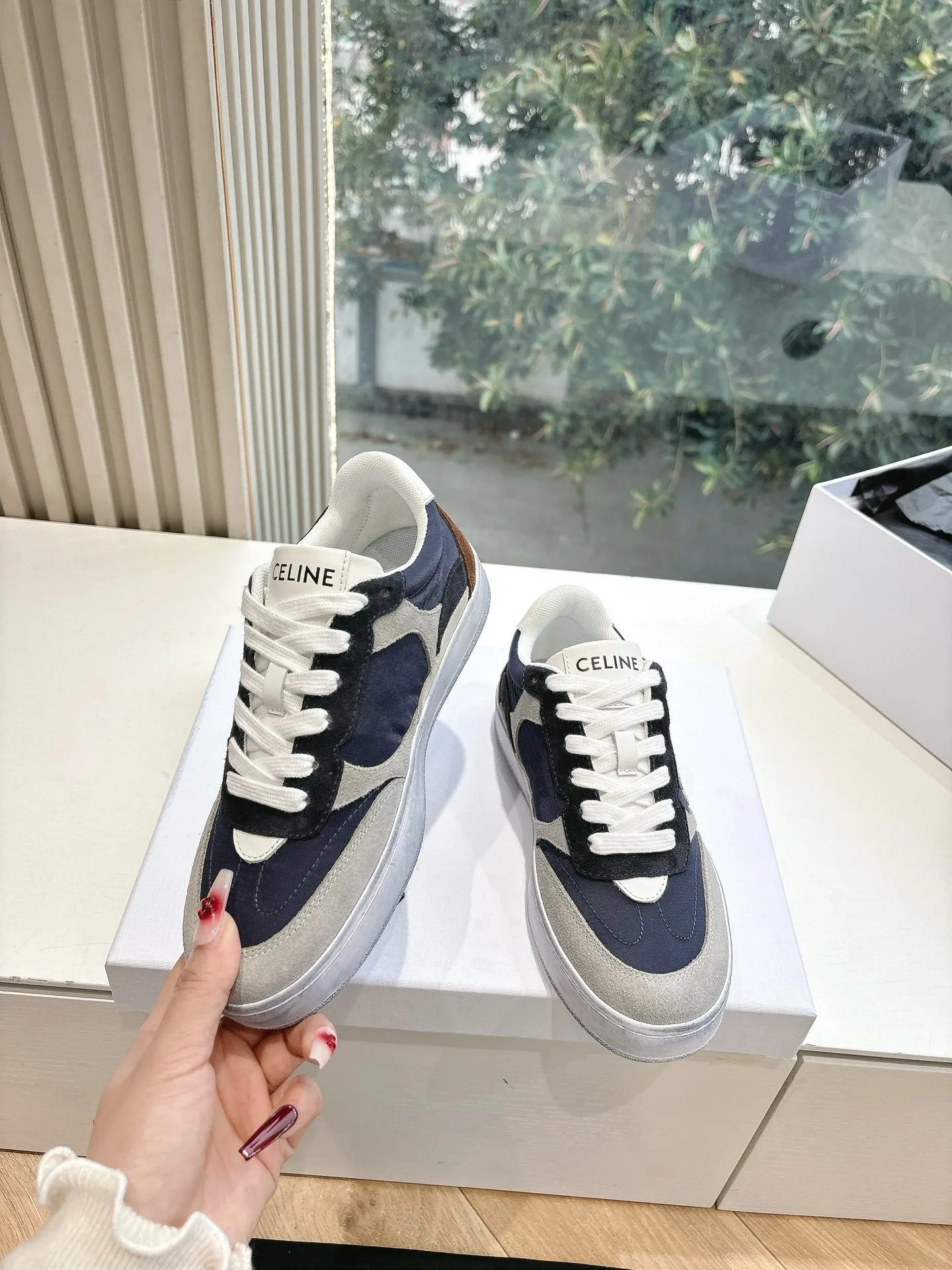 Stylish Suede Blue Celine CELINE 285895 Efficient operation Gray Sneaker