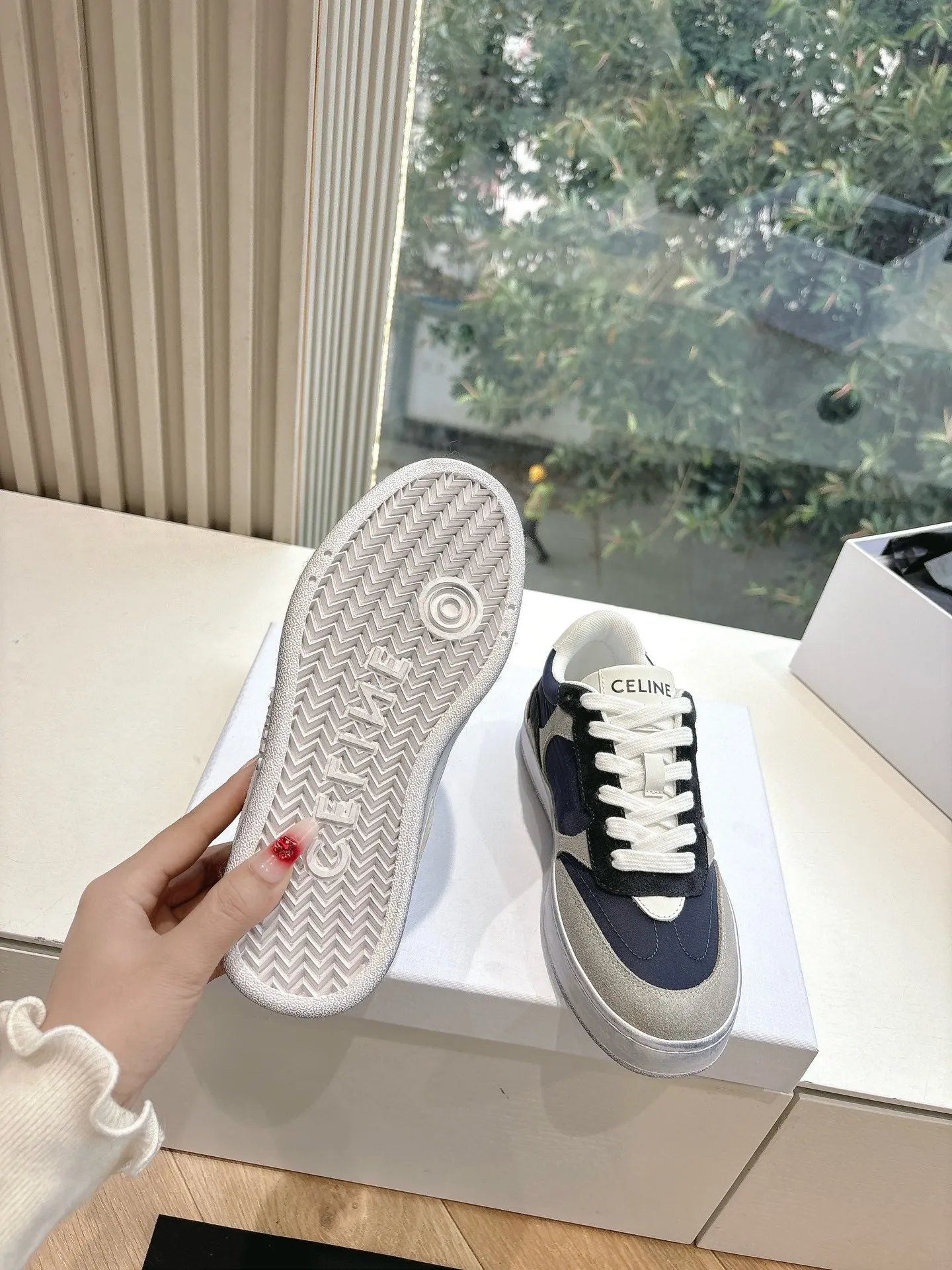 Stylish Suede Blue Celine CELINE 285895 Efficient operation Gray Sneaker