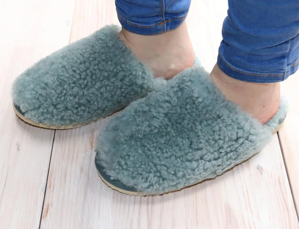Thies Slipper | Fluffy Shearling, Ice