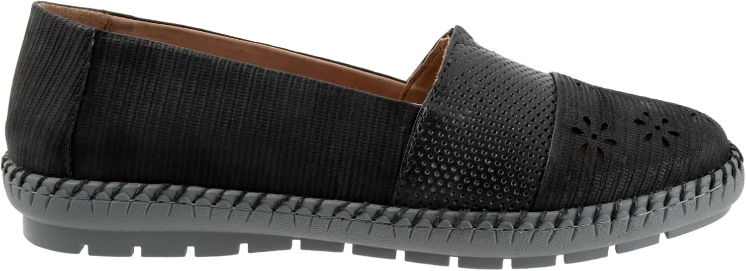 Trotters Women's Ruby Perf Loafer