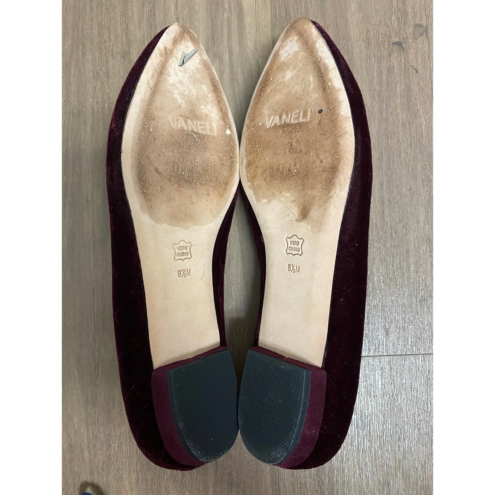 Vaneli Dark Red Loafer Sz 8.5