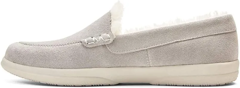 Vionic Lynez Slip on Slippers.