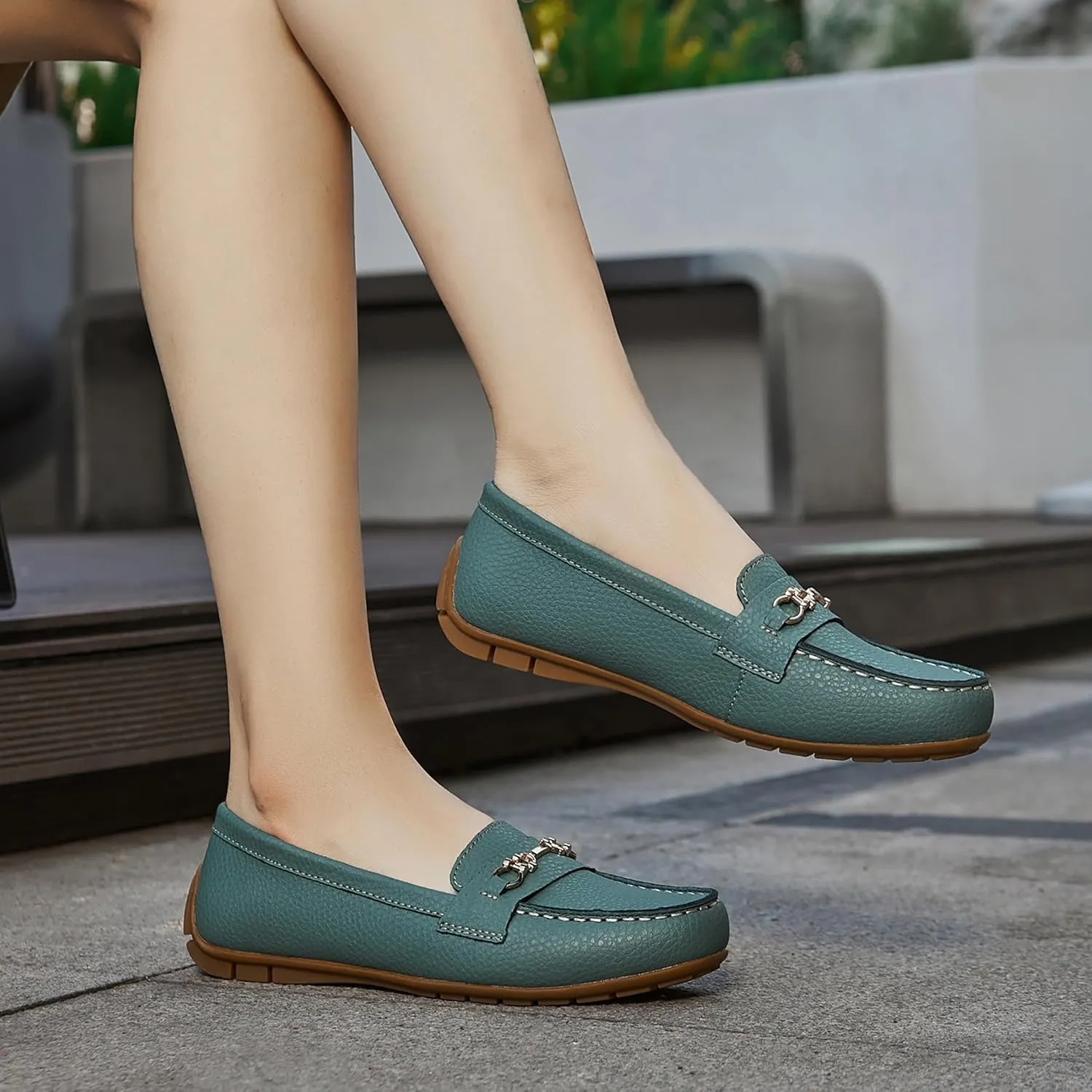 Women's Comfortable & Lightweight Leather Loafers Slip-Ons Driving Mocs Walking Shoes Cute Business Casual Dress Shoes Work Flats for Women