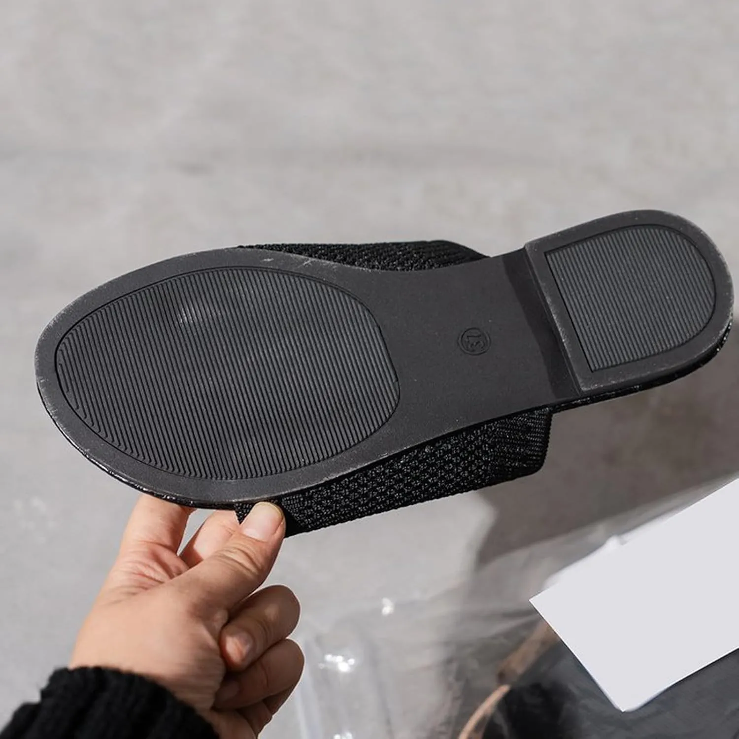 Women's Pearl Weave Wide Width Slide Sandals Comfort Flat Slippers Non-Slip Lightweight Slip On Summer Slides Walking Sandal